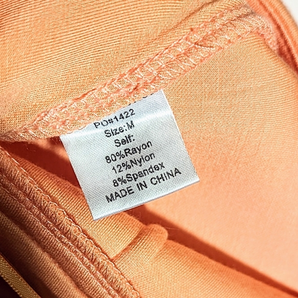 Jluxlabel Roxanne Peach Pencil Skirt with Thigh High Slit Size Medium NWT - Picture 6 of 7